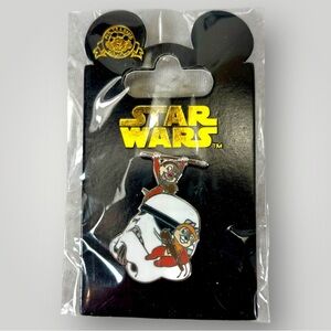 Trading Pin - Disney Disneyland Park - Star Wars Chip & Dale Ewoks New